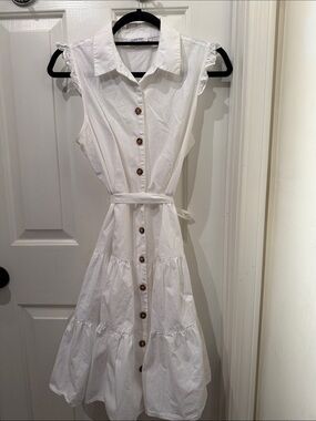 Calvin Klein White Sleeveless Button-Front Tiered Midi Dress with Tie